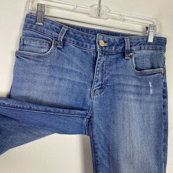 WHBM Light Wash Distressed Patched Low Rise Slim Leg Jeans Size 4 - Picture 4 of 9